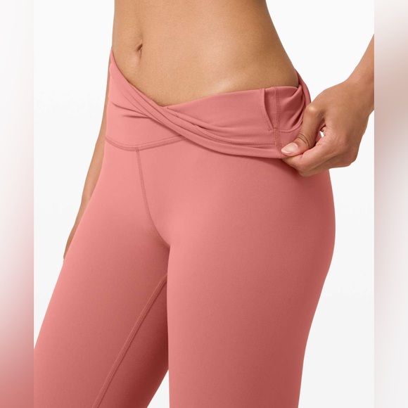 Lululemon Wunder Train High-Rise Tight Leggings 25" - Picture 2 of 8